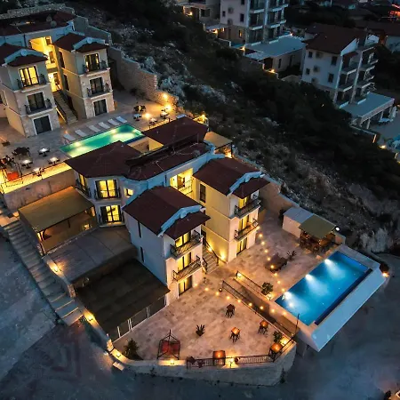 Hotel Guemues Yazar