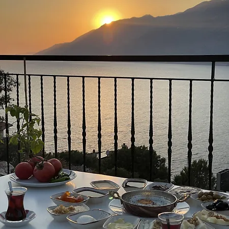 Ξενοδοχείο Guemues Yazar