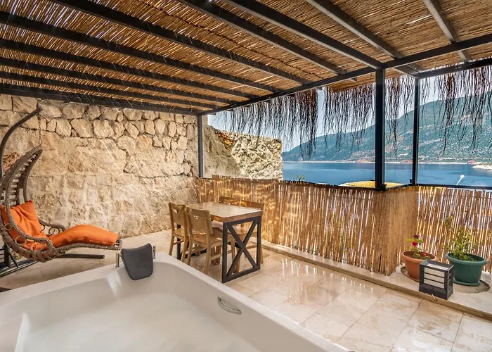 Hotel Guemues Yazar Kas