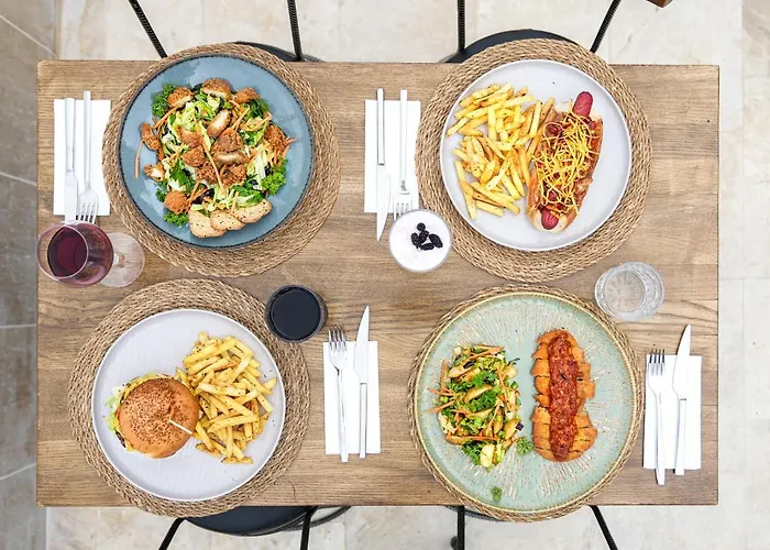 Guemues Yazar Hotel Kas