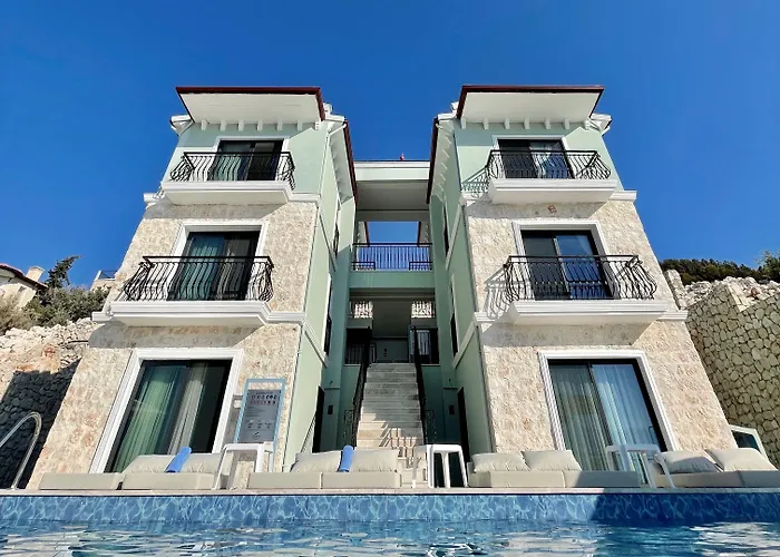 Guemues Yazar Hotel Kas