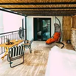 Guemues Yazar Hotel