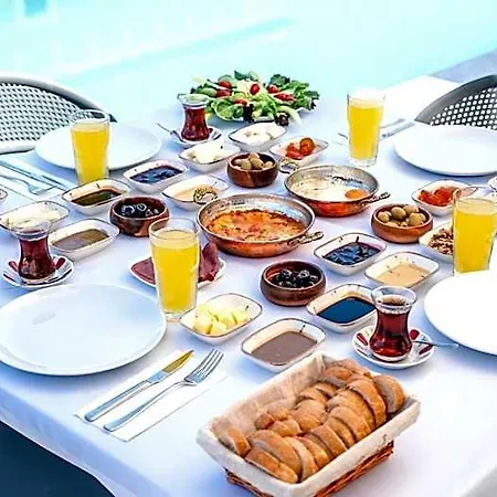 Guemues Yazar Hotel 3*