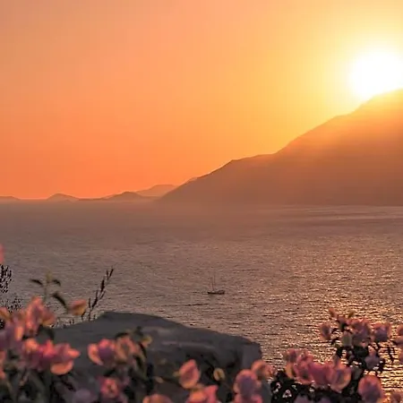 Guemues Yazar 3* Kaş
