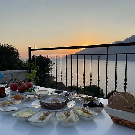 Hotel Guemues Yazar Kaş