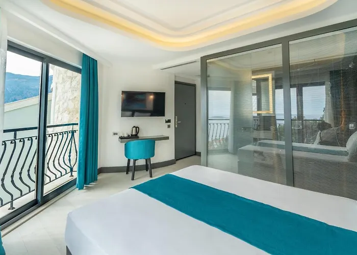 Hotel Guemues Yazar 3*