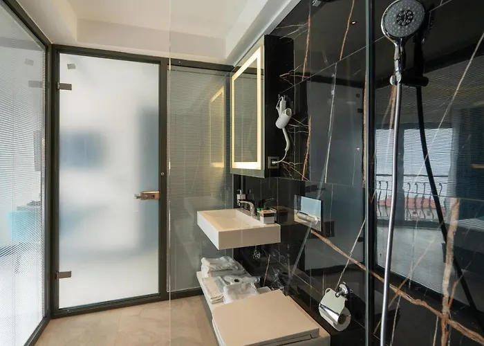 Guemues Yazar Hotel Kaş