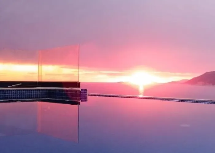 Hotel Guemues Yazar 3*