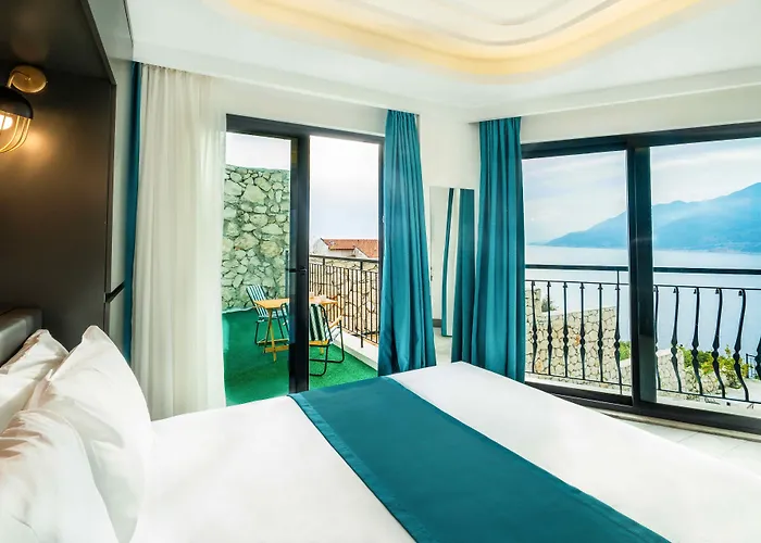 Hotel Guemues Yazar Kaş