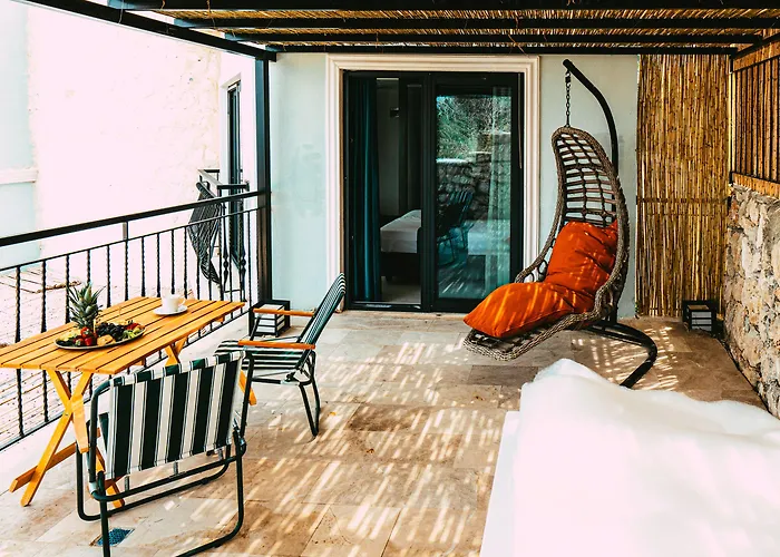 Hotel Guemues Yazar Kaş